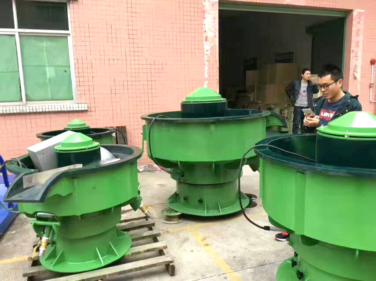 三次元振動(dòng)研磨機(jī)清點(diǎn)中 三次元振動(dòng)研磨機(jī)清點(diǎn)中